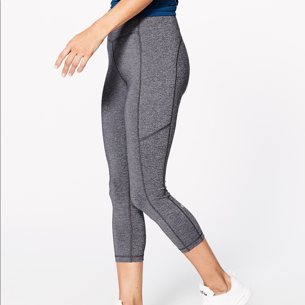lululemon Speed Up Crop - heathered black
